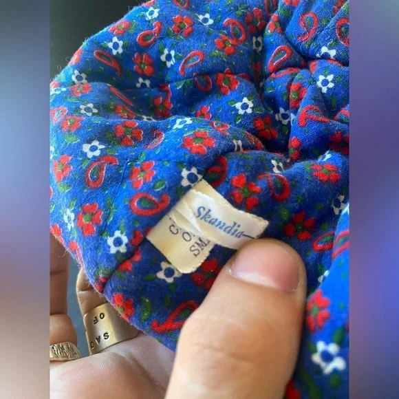 Vintage Skandia Norwegian Style Blue Red White Pom Pom Kids Beanie 70s 80s - Picture 9 of 9